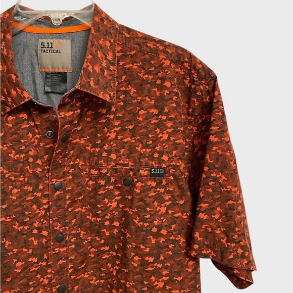 5.11 Tactical Micro Camo Shirt Men's Size L Orange Short Sleeve Snap Button - Picture 7 of 16